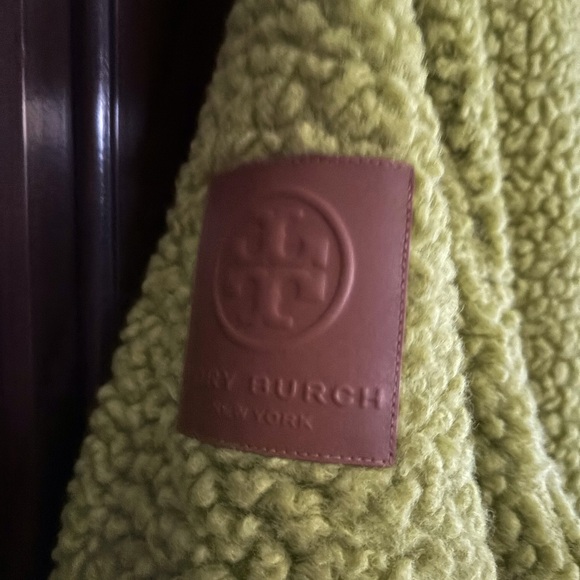 Tory Burch Sherpa Jacket. S - Picture 5 of 7